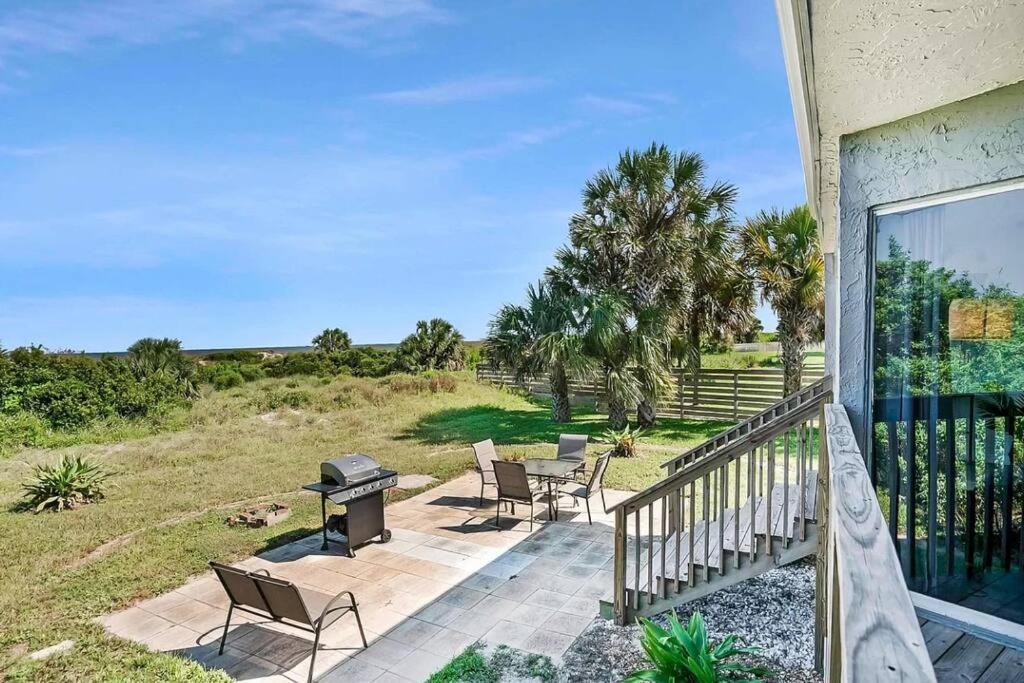 Holiday home On The Ocean Fenced Pets Bbq Crescent Beach